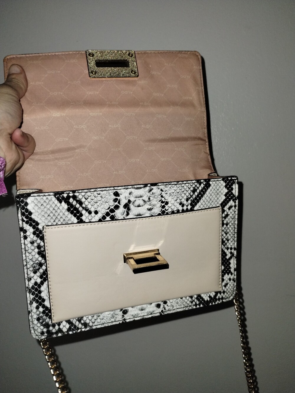 GIRLY GIRL ALDO Black and Cream Top-Handle Crossbody Bag with Snake-Print Accent - Picture 3 of 4
